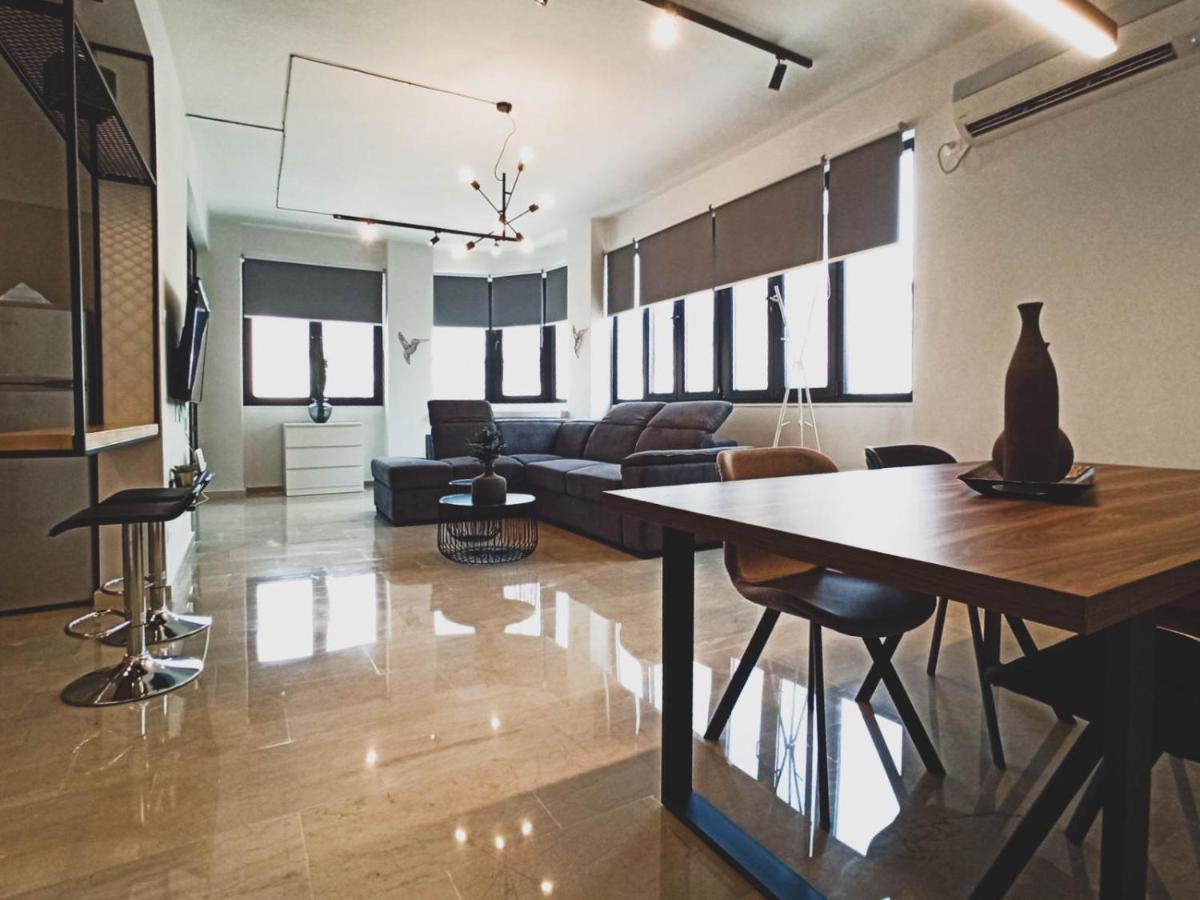 Sunlight - Volos City Center Spacious Modern Apartments Экстерьер фото